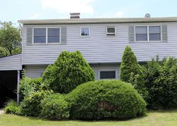 Short-sale in  FARMEDGE RD Levittown, NY 11756