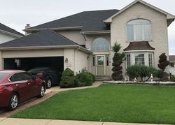 Short-sale Listing in W 110TH ST OAK LAWN, IL 60453