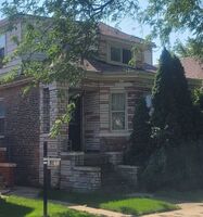 Short-sale in  S PRINCETON AVE Chicago, IL 60620