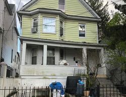 Short-sale Listing in WINTER AVE STATEN ISLAND, NY 10301