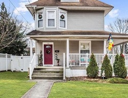 Short-sale in  HIGHLAND AVE Haddon Heights, NJ 08035