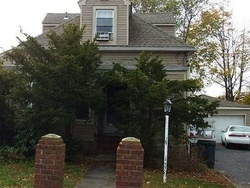 Short-sale in  10TH AVE West Babylon, NY 11704