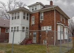 Short-sale in  GRIGGS ST Detroit, MI 48238