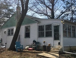 Short-sale Listing in WILDWOOD AVE MEDIA, PA 19063