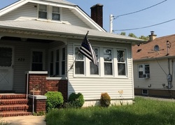 Short-sale in  NORTHERN PKWY Uniondale, NY 11553