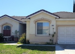 Short-sale in  DONATELLO DR Corona, CA 92882