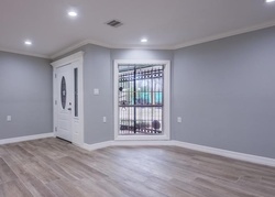  Glenmeadow Dr, Houston TX