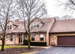 Short-sale Listing in PLEASANT DR MCHENRY, IL 60051