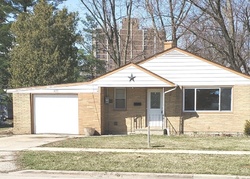 Short-sale in  S 7TH ST Dekalb, IL 60115