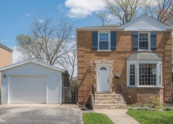 Short-sale Listing in N PRINCETON AVE VILLA PARK, IL 60181