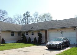 Short-sale Listing in S LONG BEACH AVE FREEPORT, NY 11520