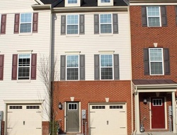 Short-sale in  DAYDREAM CRES Pasadena, MD 21122