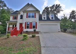  Long Shore Dr, Douglasville GA