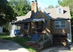 Short-sale in  VICTORY DR Kansas City, KS 66102