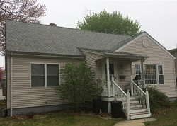 Short-sale Listing in REED ST STRATFORD, CT 06614