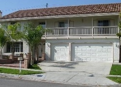 Short-sale in  TURQUOISE DR Corona, CA 92882