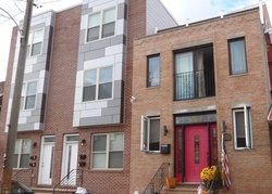 Short-sale Listing in S MARSHALL ST PHILADELPHIA, PA 19148