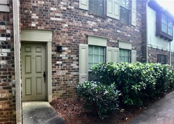 Sheriff-sale in  GARDEN VIEW DR Stone Mountain, GA 30083