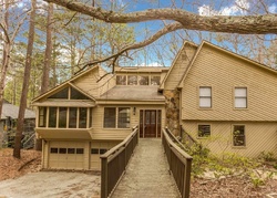  Loch Highland Pkwy , Roswell GA