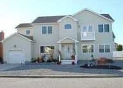  Long Point Dr, Toms River NJ