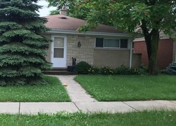 Short-sale in  N HARLEM AVE Niles, IL 60714