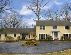 Short-sale Listing in JUNIPER DR OYSTER BAY, NY 11771