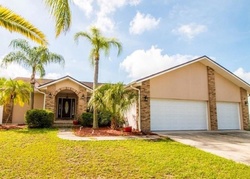 Short-sale Listing in BIRDIE WAY APOLLO BEACH, FL 33572