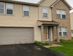 Short-sale in  TORRY LN Wadsworth, IL 60083