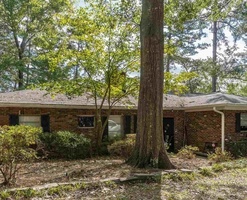 Short-sale in  SINCLAIR MARINA RD NE Milledgeville, GA 31061