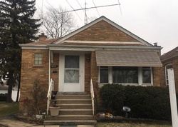 Short-sale in  S STATE ST Riverdale, IL 60827