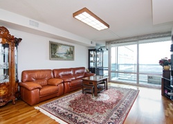 Short-sale in  WOODS DR UNIT 1606 Skokie, IL 60077