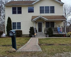 Short-sale in  DAISY DR Mastic Beach, NY 11951