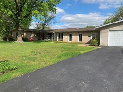 Short-sale Listing in RENALDO DR CHESTERFIELD, MO 63017