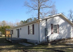 Short-sale in  W ISLAND TRL Hertford, NC 27944