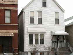 Short-sale in  S RACINE AVE Chicago, IL 60636