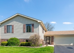 Short-sale in  LEEWARD LN Hanover Park, IL 60133