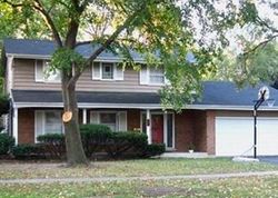 Short-sale Listing in 187TH ST HOMEWOOD, IL 60430