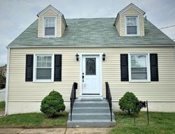 Short-sale Listing in MOORLAND AVE BURLINGTON, NJ 08016