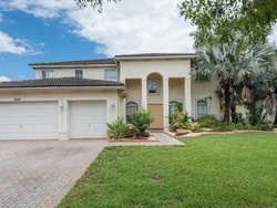 Short-sale in  HIBBS GROVE WAY Fort Lauderdale, FL 33330