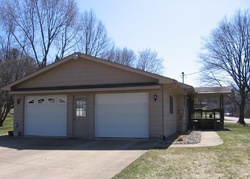 Short-sale Listing in SPRINGFIELD AVE SW CANTON, OH 44706