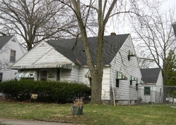 Short-sale in  S ANTHONY BLVD Fort Wayne, IN 46806