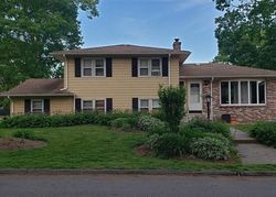 Short-sale in  GOLINI DR Johnston, RI 02919