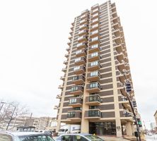 Short-sale Listing in N SHERIDAN RD APT 24C CHICAGO, IL 60660