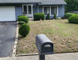 Short-sale in  PITTMAN LN Sicklerville, NJ 08081