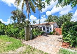 Short-sale in  NE 8TH AVE Fort Lauderdale, FL 33301