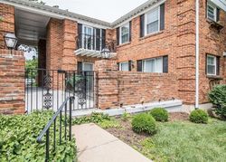 Short-sale in  LAND O WOODS DR  Saint Louis, MO 63141