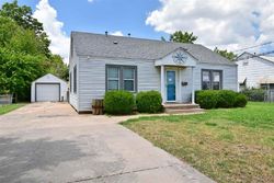 Short-sale Listing in NW 16TH ST LAWTON, OK 73507