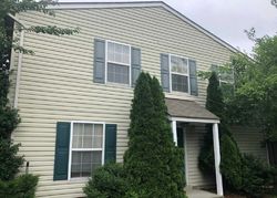 Short-sale in  COTSWOLD CT Frederick, MD 21703