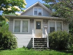 Short-sale Listing in W NORTH AVE ELMHURST, IL 60126