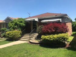 Short-sale in  S SAYRE AVE Chicago, IL 60638